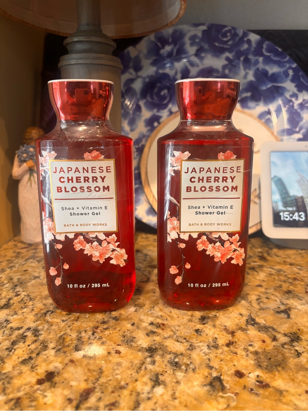 Bath & Body Works Japanese Cherry Blossom Shower Gels-set of 2 new wrapped